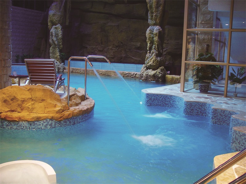 泳池室內(nèi)除濕 