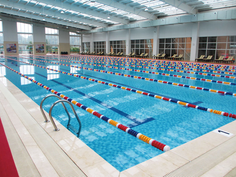 三集一體室內(nèi)泳池恒溫除濕熱泵，開啟舒適游泳新體驗(yàn)！