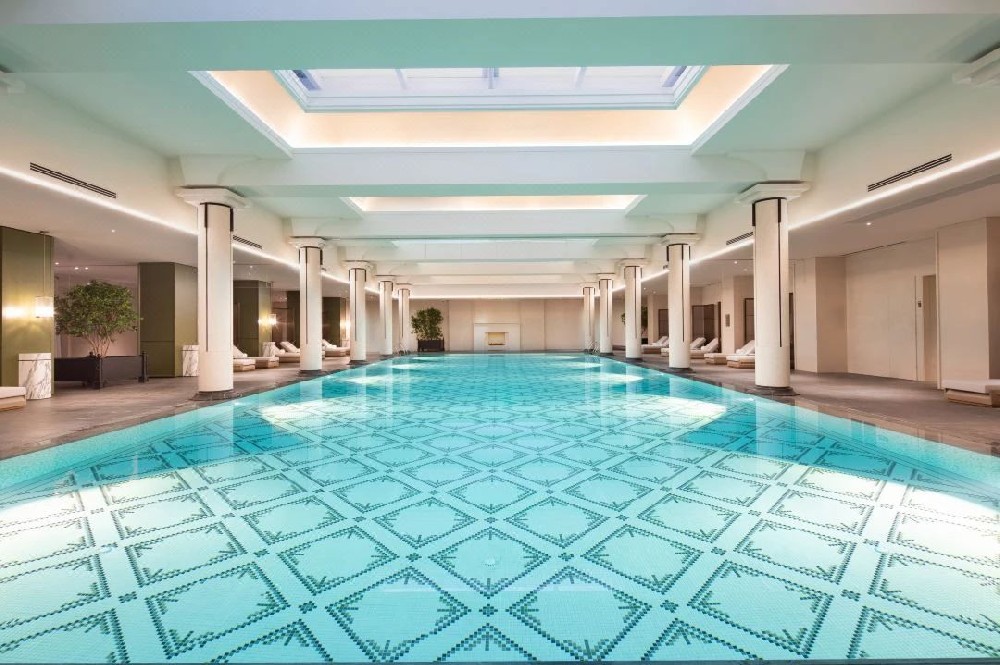 行家都愛！室內(nèi)游泳池三集一體恒溫除濕熱泵，高效節(jié)能新選擇！