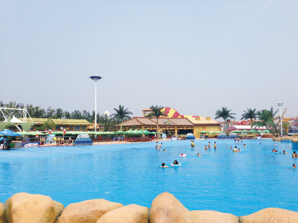 室內(nèi)恒溫泳池 